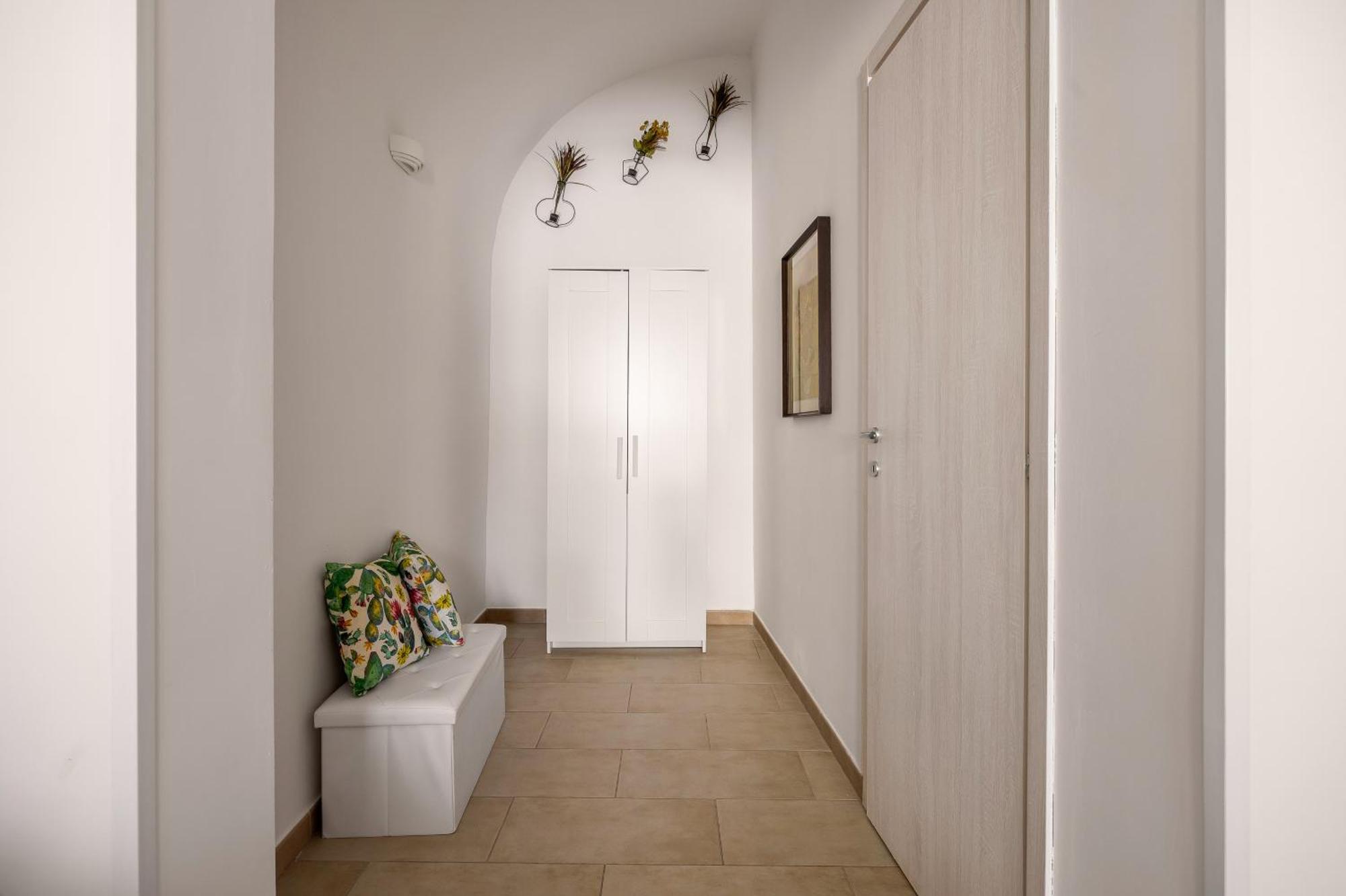 Madre Terra Apartment & Rooms Terrasini Exterior photo