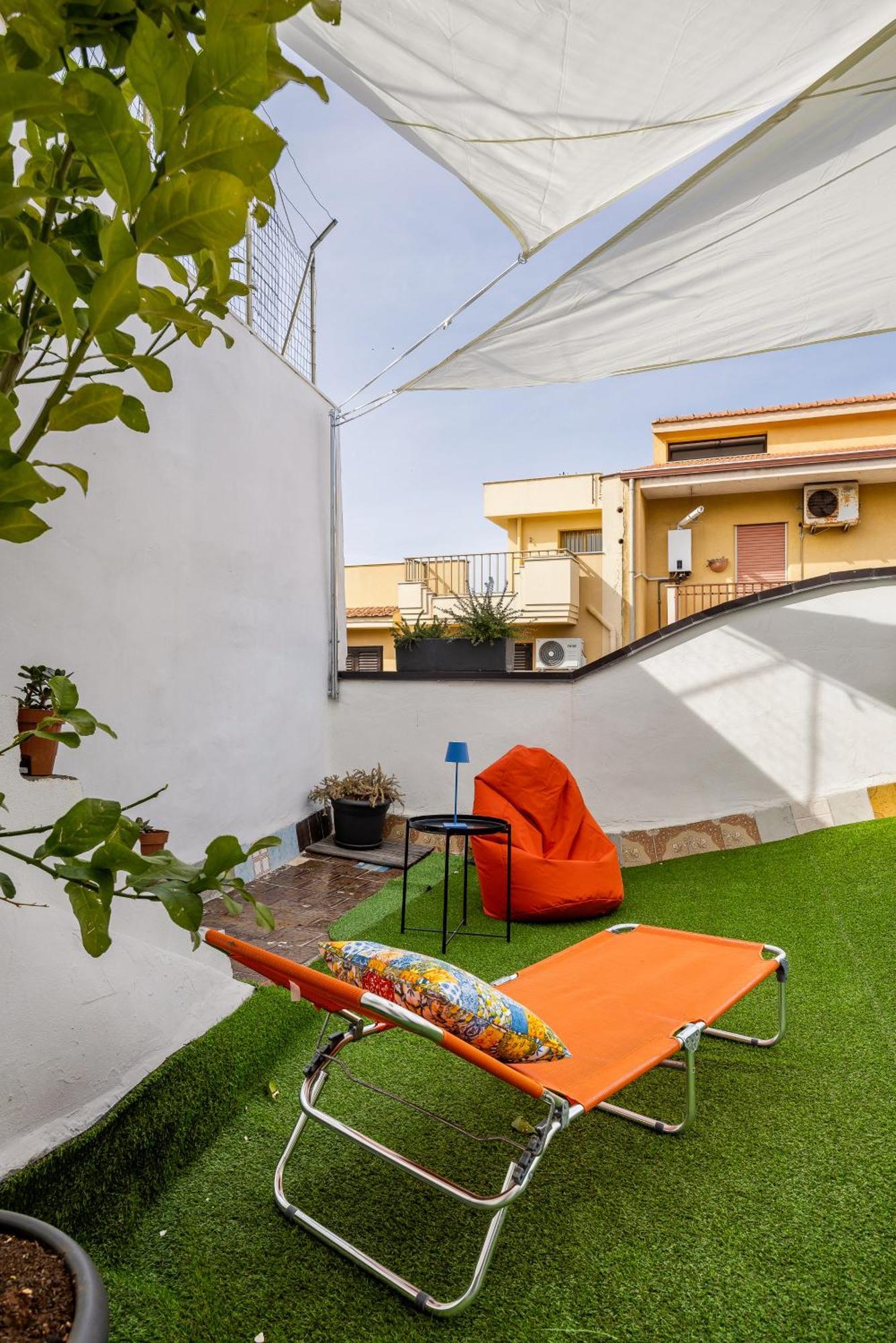 Madre Terra Apartment & Rooms Terrasini Exterior photo