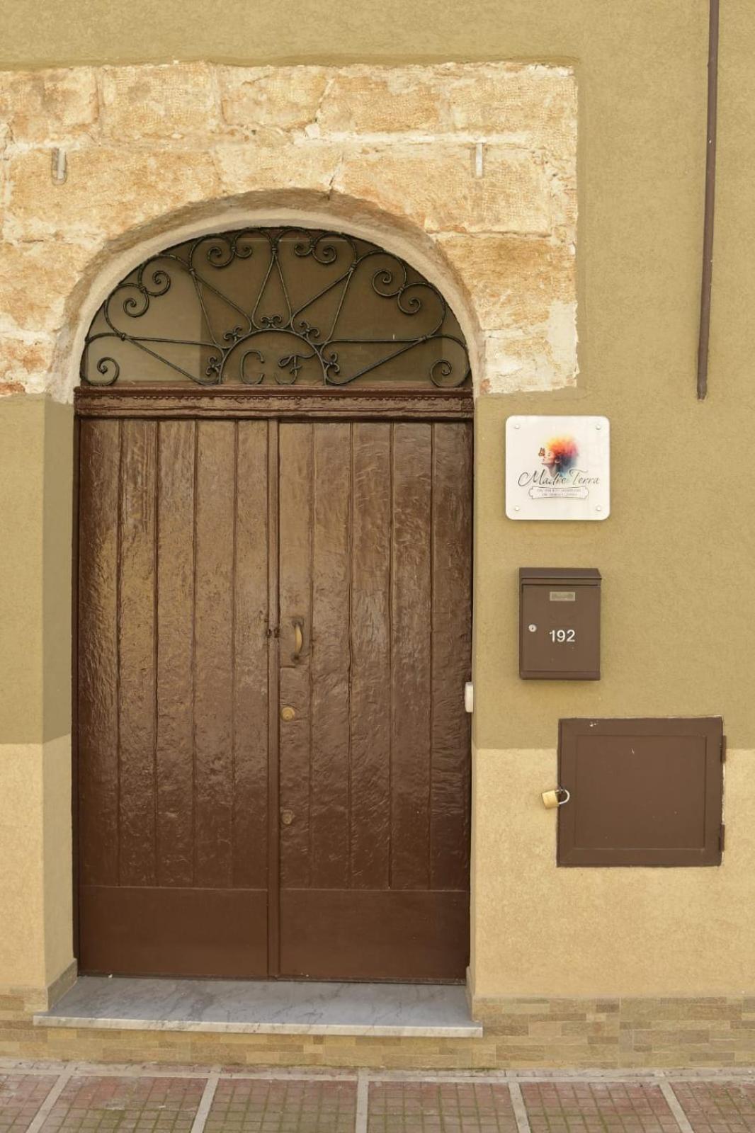 Madre Terra Apartment & Rooms Terrasini Exterior photo